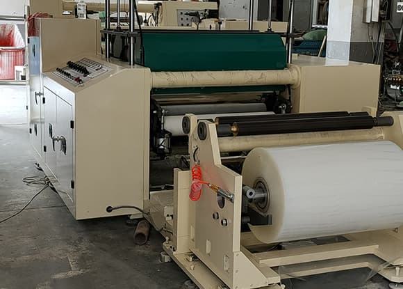 消光分切機(jī)，牛奶盒熱封條薄膜分切機(jī)